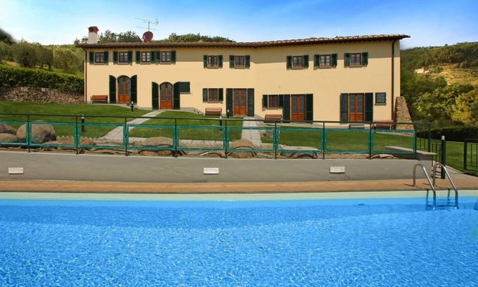 Massa e Cozzile Villa | Stunning private villa with WIFI, private pool, A/C, TV, patio, pets allowed and panoramic view