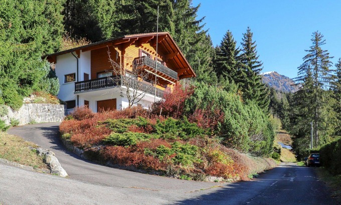 Barboleusaz House | Stunning private villa for 8 guests with WIFI, TV and balcony