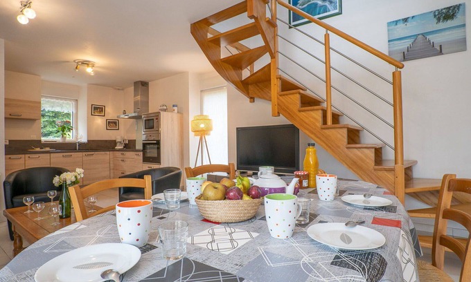 Plouzelambre Villa | Stunning private villa for 6 guests with WIFI, TV, terrace and pets allowed