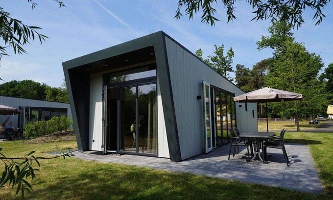 IJhorst House | Stunning private villa for 4 people with pool, WIFI, TV and terrace