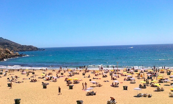 Tower Road Apartment | Stylish 2 Bedroom Apartment in an Amazing Location