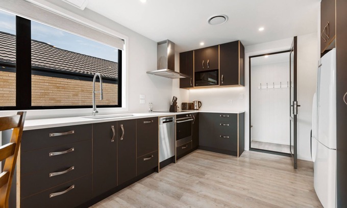 Clyde House | Stylish 2-bedroom house, nestled in the heart of Clyde