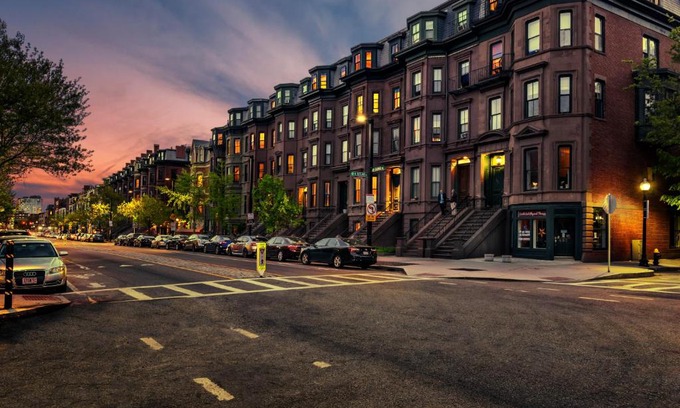 Columbus Apartment | Stylish 2 Bedroom in South End