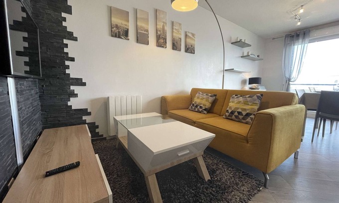 Aytre Apartment | Stylish 2BR apartment with balcony, close to Aytré Beach and La Rochelle, parking included