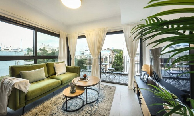Old North Apartment | Stylish 2BR Apt w Balcony 5 min From Tel Aviv Port
