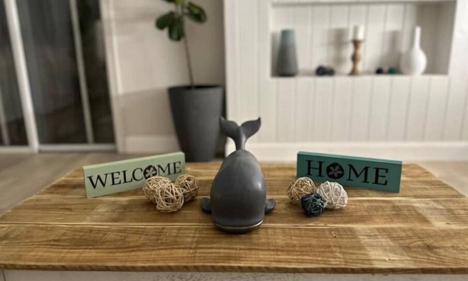 Brewster Apartment | Stylish 2nd floor Ocean Edge condo