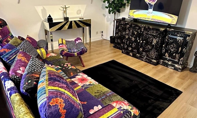 Cwm Frwd Oer Apartment | Stylish and Cosy Flat 6