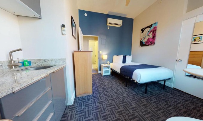 Columbus Apartment | Stylish Downtown Studio in the SouthEnd, C.Ave #43