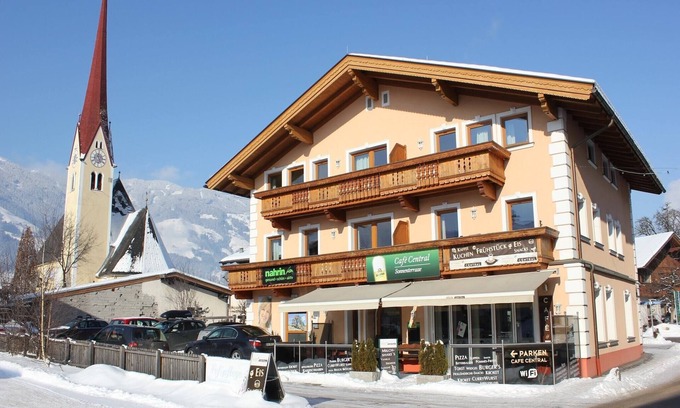 Uderns Apartment | Stylish Flats in Uderns near Ski Lifts