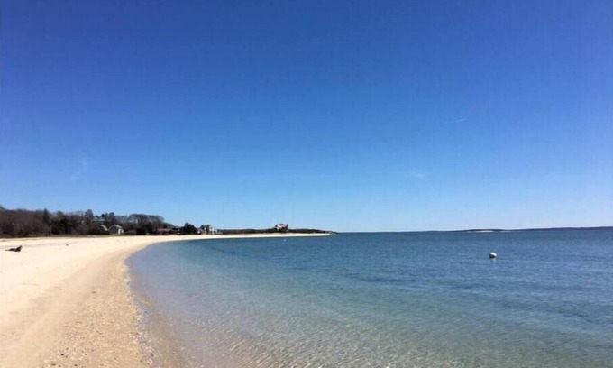 Mattituck House | Stylish, private North Fork cottage! Walking distance to Mattituck's Love Lane.