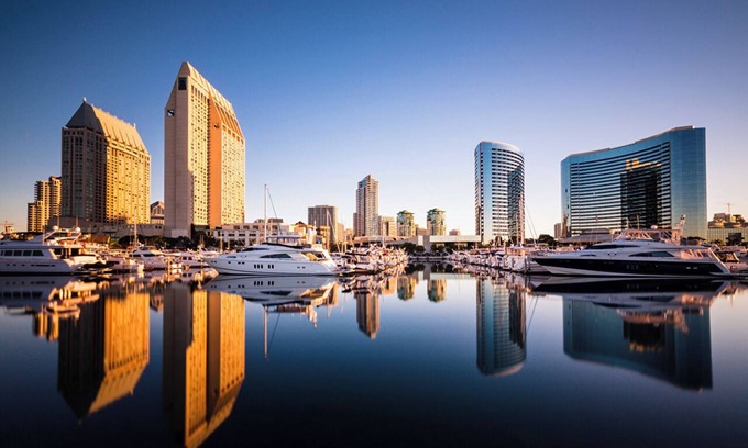 Lincoln Acres House | Stylish SD Living -10 min drive to Downtownnn