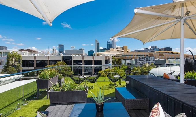 Northbridge Apartment | Stylish Studio With Balcony