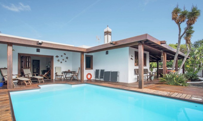 Costa Teguise Villa | Stylish Villa Ana with Wi-Fi, Garden, Terrace & Pool; Parking Available