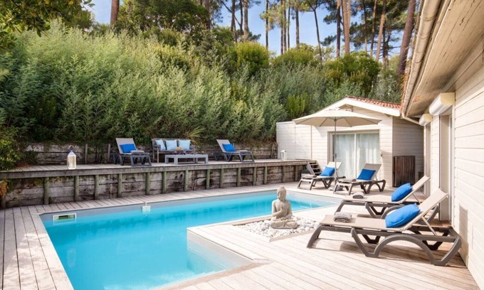 Le Canon Villa | stylish villa with beautiful sea view and heated pool (May to Sept)