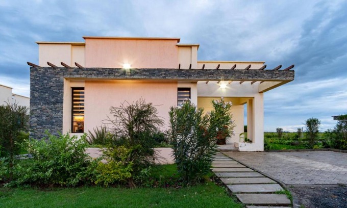 Nanyuki Apartment | Sue Casa Apartment