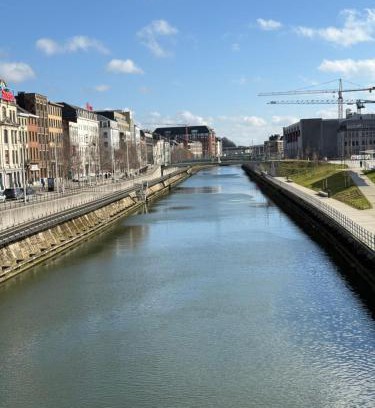 Mont-sur-Marchienne Apartment | Suite 06