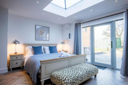 Pen-y-cae Apartment | Suite 15 - Sleeping Giant Hotel - Pen Y Cae Inn