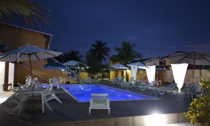 Barra Nova Villa | Suite with simple decor, balcony, hammock, air conditioning, minibar and smart TV