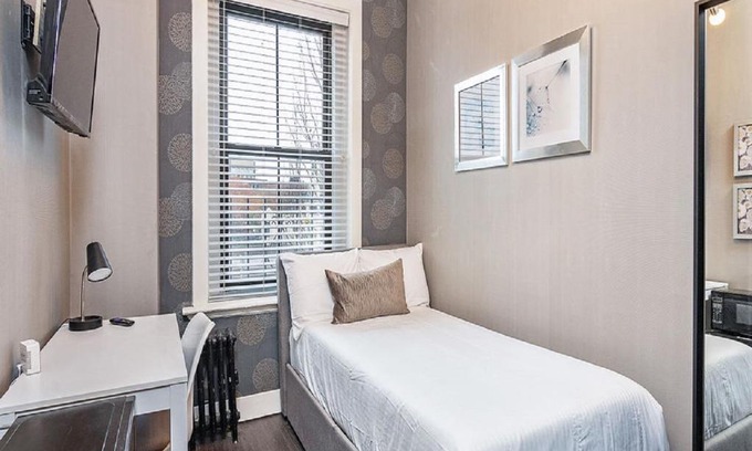 Bay Village Apartment | Suites At 143 Arlington Street