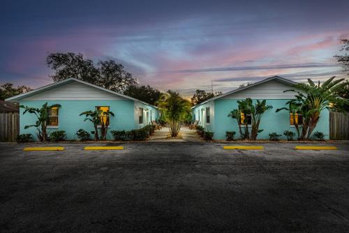 Tarpon Springs Apartment | Suites of Tarpon Springs!