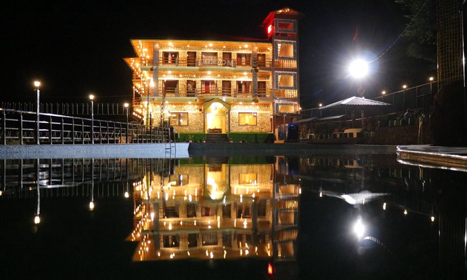 Shivanandi Hotel | SUKOON DK