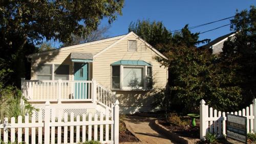 Cape May Point House | Summer Breeze