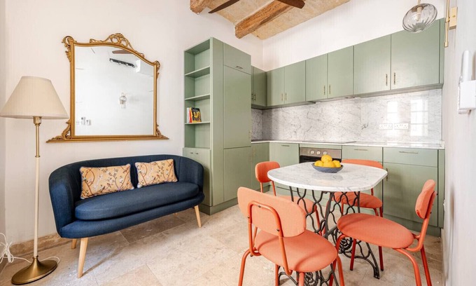 Birgu House | Sumptuous townhouse with roof terrace AGAL1-1