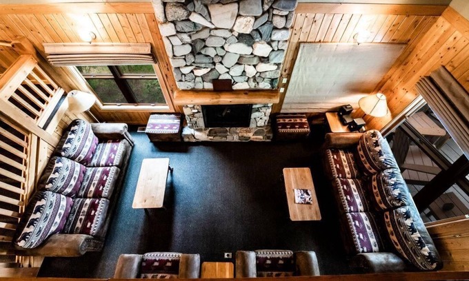 Winthrop Cottage | Sun Mountain Lodge -Beautiful Grand Suite Cabin on Patterson Lake