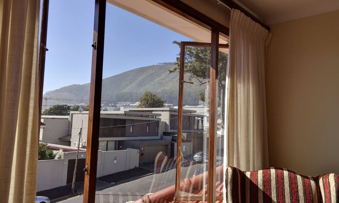 Fresnaye House | Sundown Manor Guest House