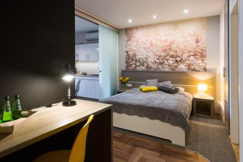 Kazimierz Apartment | Sunflower Apartment
