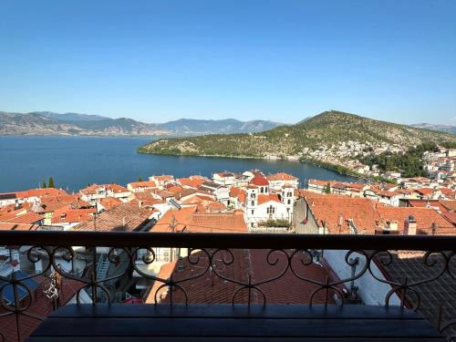 Kastoria Apartment | sunlight loft