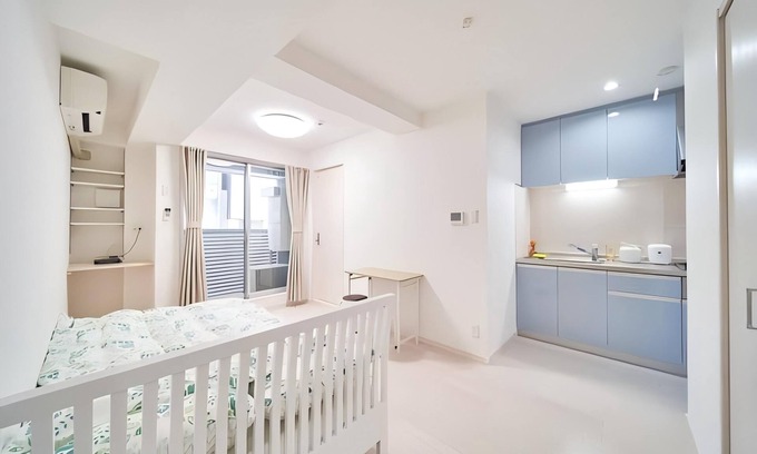 Noda Apartment | Sunny 3 - guest American - style Osaka apt.Private bath, kitchen. Unit 101.