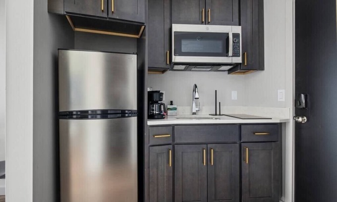 Middletown Apartment | Sunny and Chic Studio in the Heart of Middletown