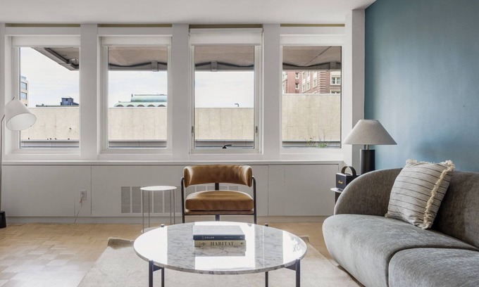 Back Bay Apartment | Sunny Back Bay 1BR w/W/D nr Newbury St, by Blueground