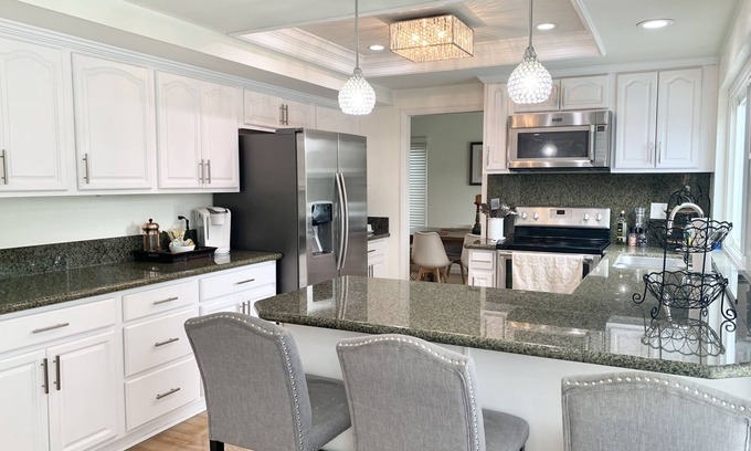 Clairemont Mesa East House | Sunny San Diego with POOL!