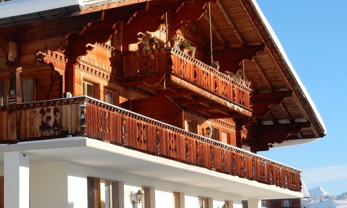 Beatenberg Apartment | Sunny Swiss Chalet Apartment