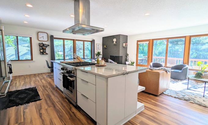 Fridley House | Sunset Shores, Riverview