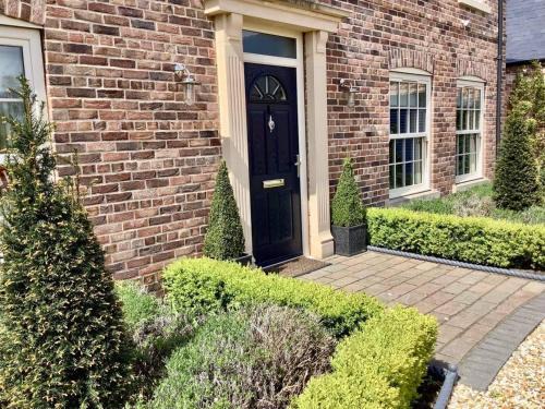 Kirkby on Bain House | Sunset View at The Dovecote