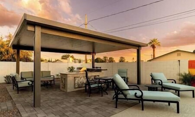Pointe Scottsdale Villa | Sunset Villa in Old Town w/Hot tub & Heated Pool!