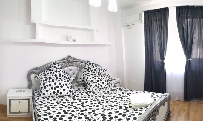 Mamaia-Sat Apartment | Sunshine Residence