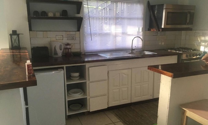 Union Island Apartment | Sunwings Garden view apartment