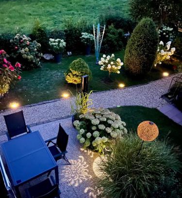 Rosenbach Apartment | SUP CoTtAgE gArDeN