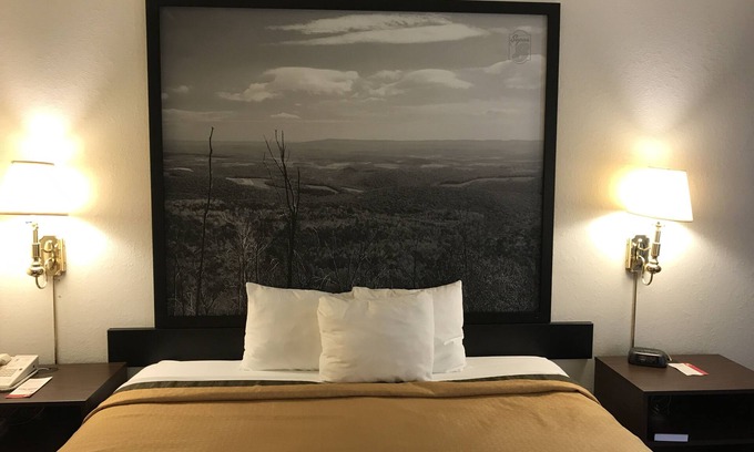 Canonsburg Hotel | Super 8 by Wyndham Canonsburg/Pittsburgh Area