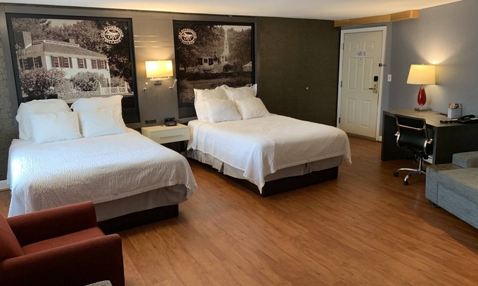 Sturbridge Hotel | Super 8 by Wyndham Sturbridge