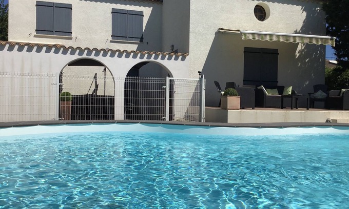 Florensac Villa | Superb air-conditioned villa with pool 10 minutes from the beaches of Agde and Marseillan