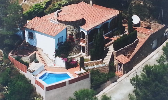 Pals House | Superb family villa with swimming pool and inspiring views. A true haven of peace