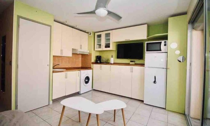 Le Port Apartment | Superb T2 near beach with parking and swimming pool