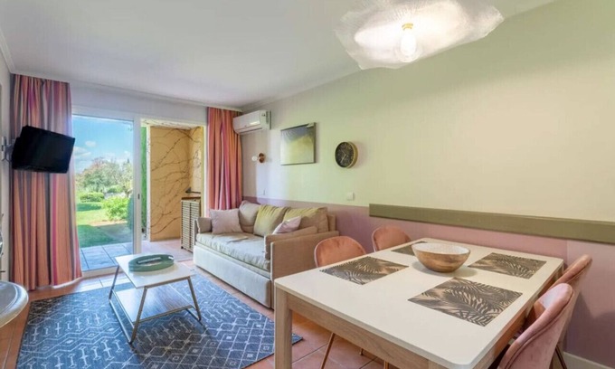 Pont Royal Apartment | Superb T2 + Terrace. Direct acces golf course+pool