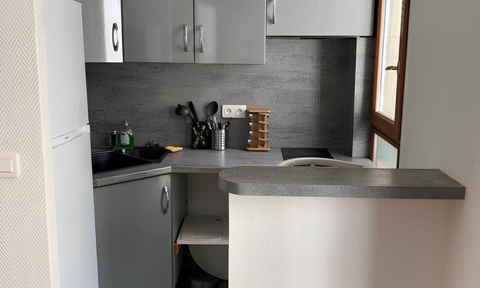 Plaisance Apartment | Superbe Appartement Bien Situé Dans Paris 14ème