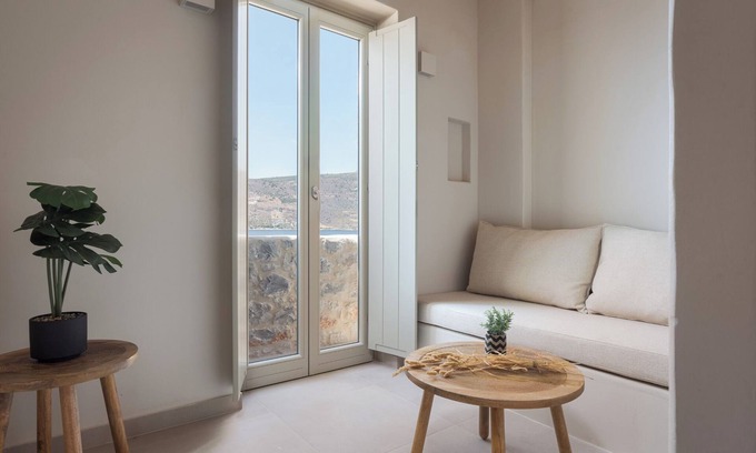 Limeni Apartment | Superior Double Room By Yerma Suites Limeni